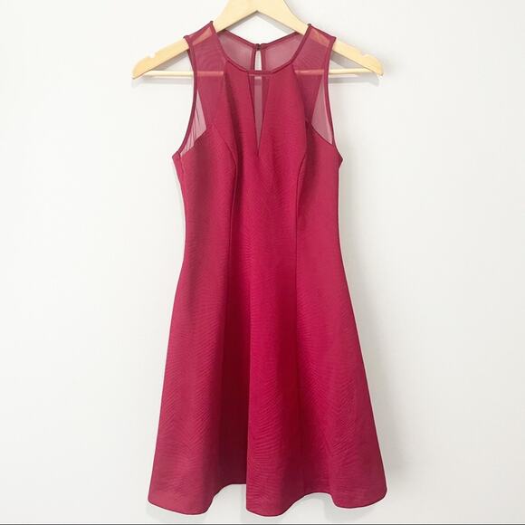 Guess red fit and flare dress mesh sleeveless cut out size 0 - Picture 9 of 9